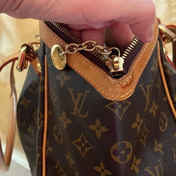 Louis Vuitton Tivoli GM Monogram - Picture 7 of 15